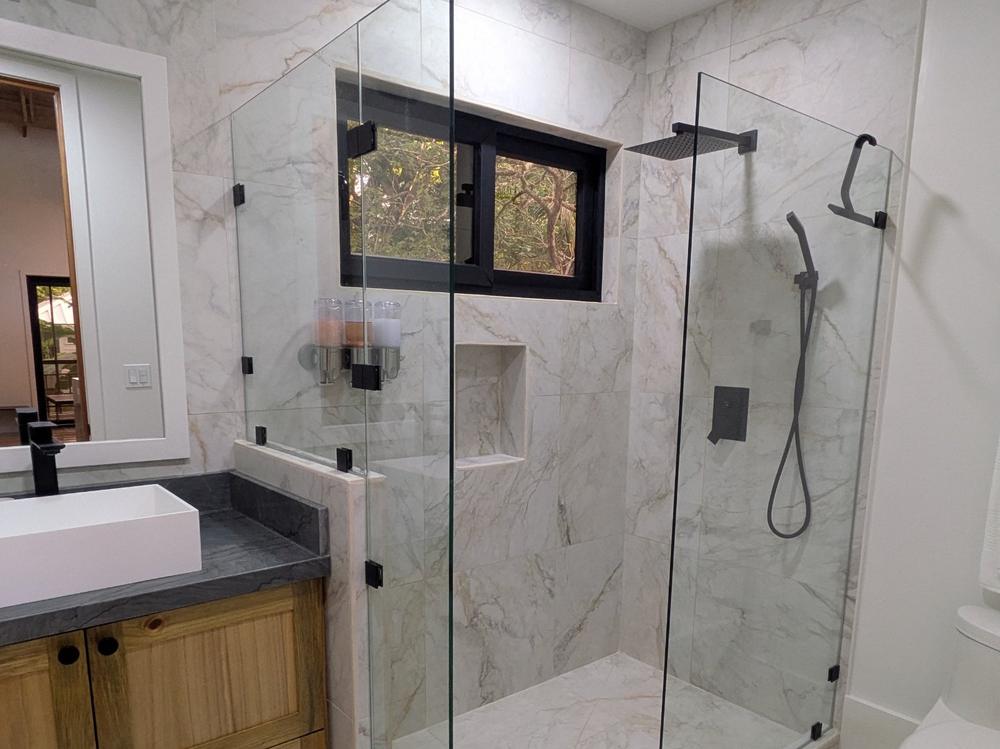 Salle de bain des invités